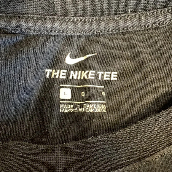 Nike black short sleeve graphic tee men’s size large - Picture 4 of 6